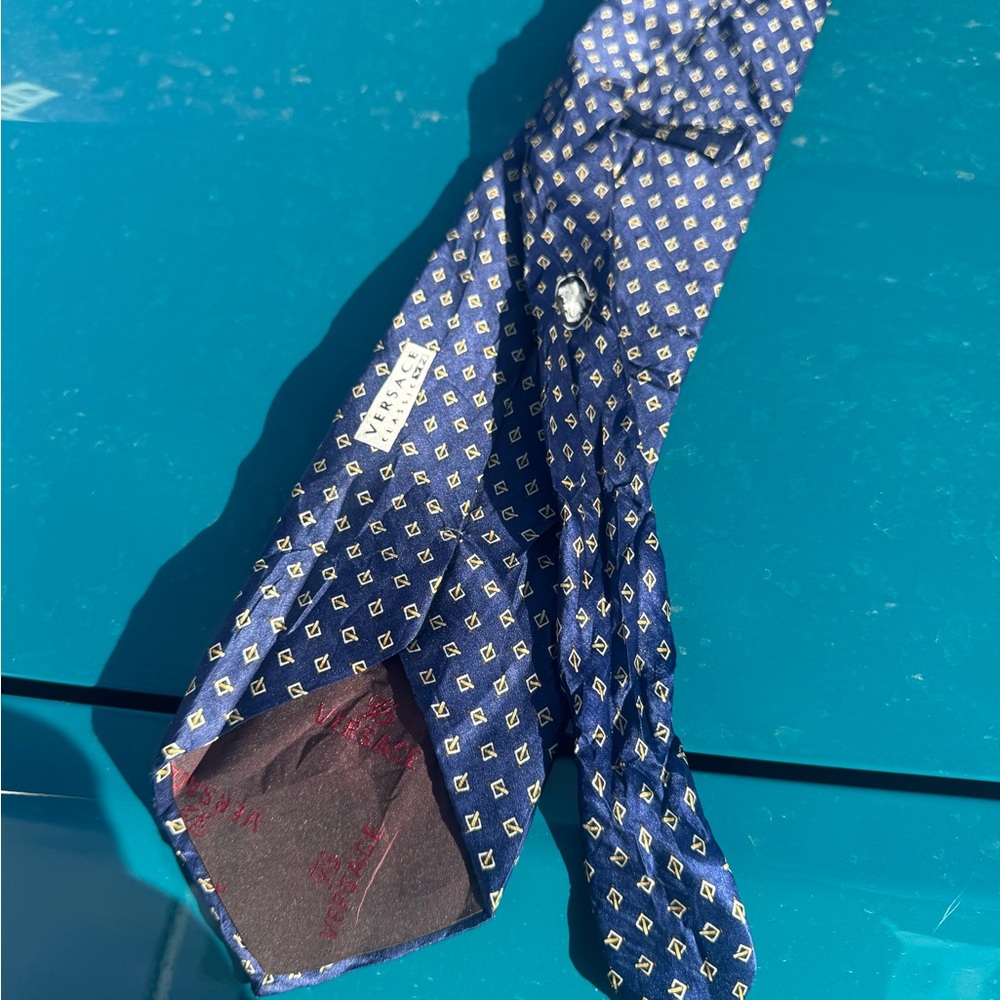Versace Navy and Gold Patterned Silk Tie